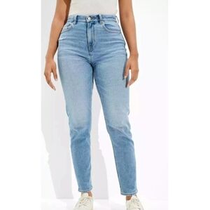 American Eagle Curvy Mom Jeans Size 18